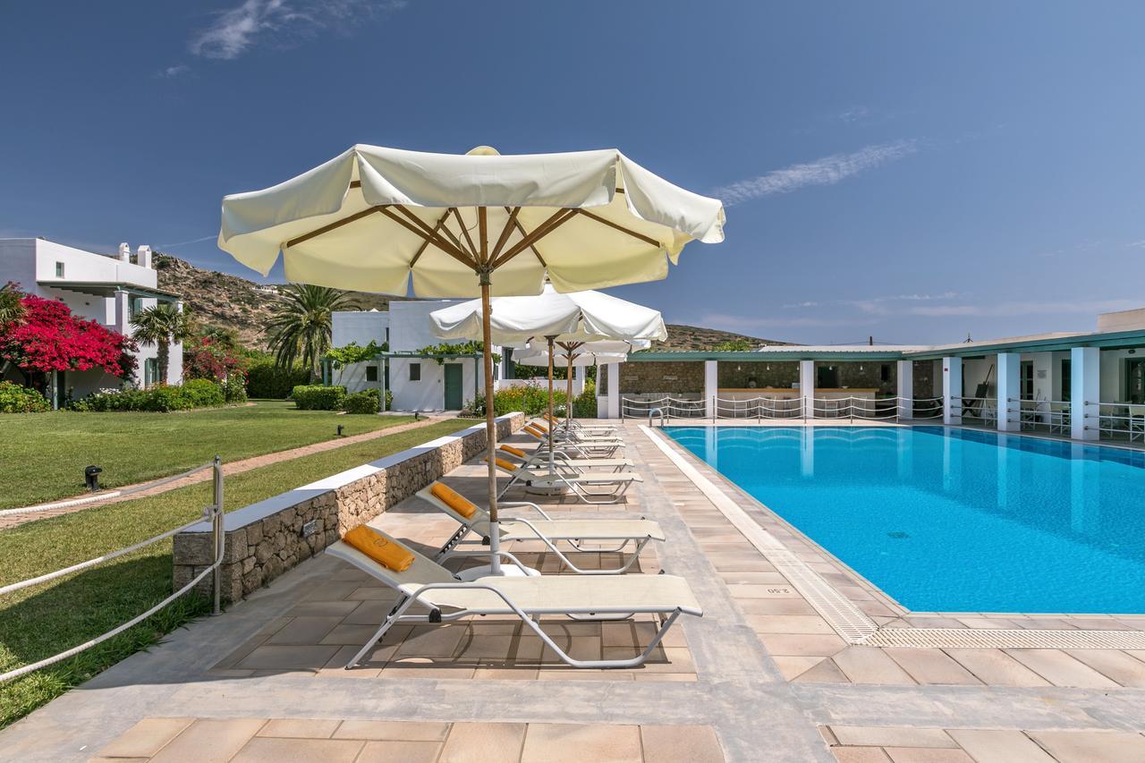 Dioni Hotel Скирос Екстериор снимка