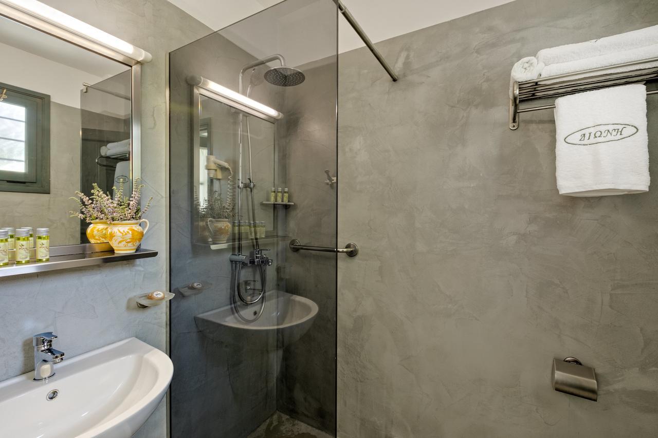 Dioni Hotel Скирос Екстериор снимка