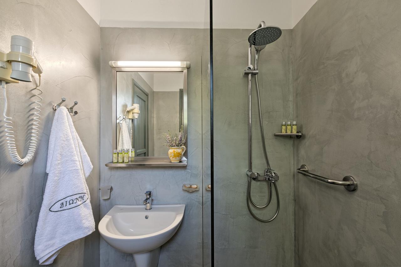 Dioni Hotel Скирос Екстериор снимка